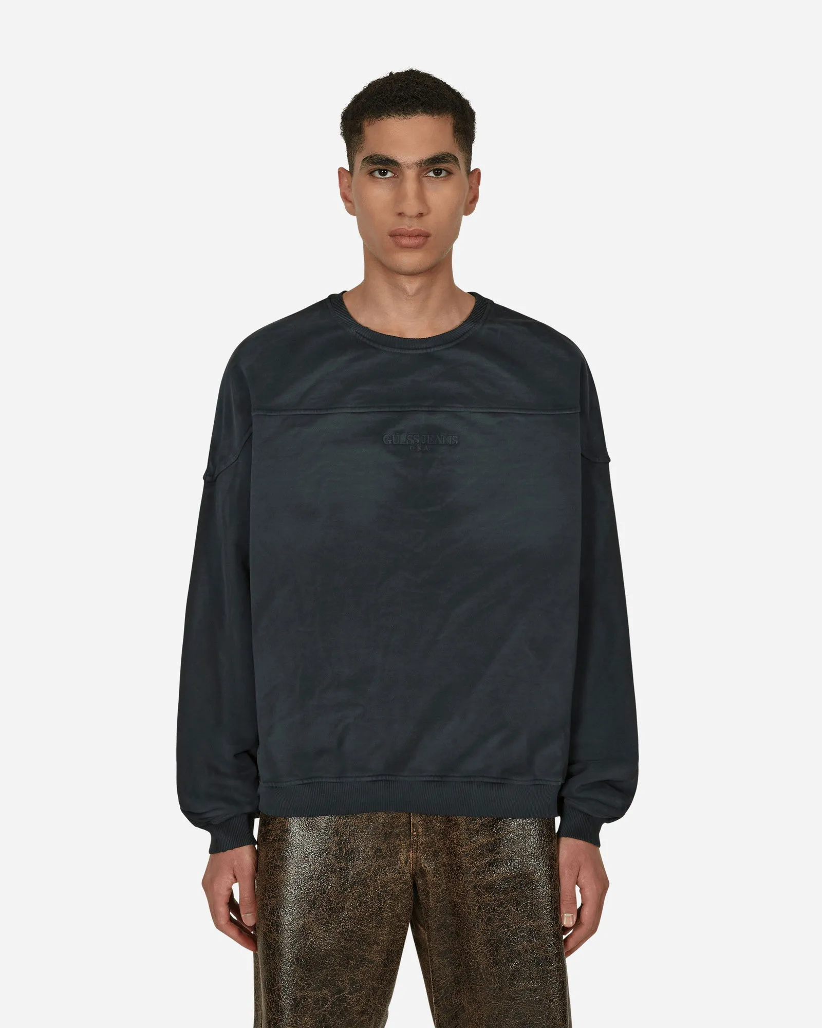 Sweatshirt GUESS Classic Logo Crewneck Sweatshirt M2BQ01KBB40 JBLK