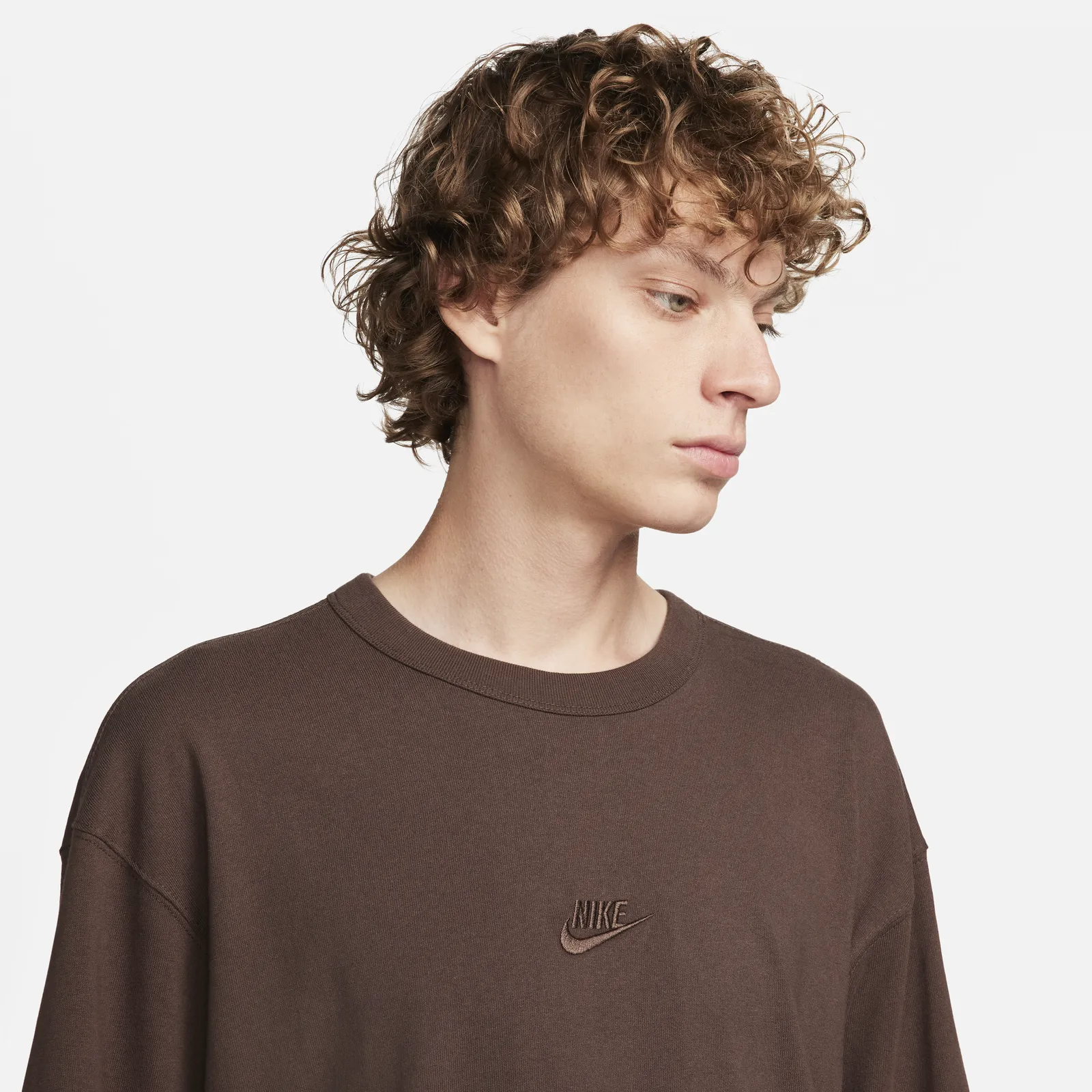T-shirt Nike Sportswear Premium Essentials Tee DO7390-237