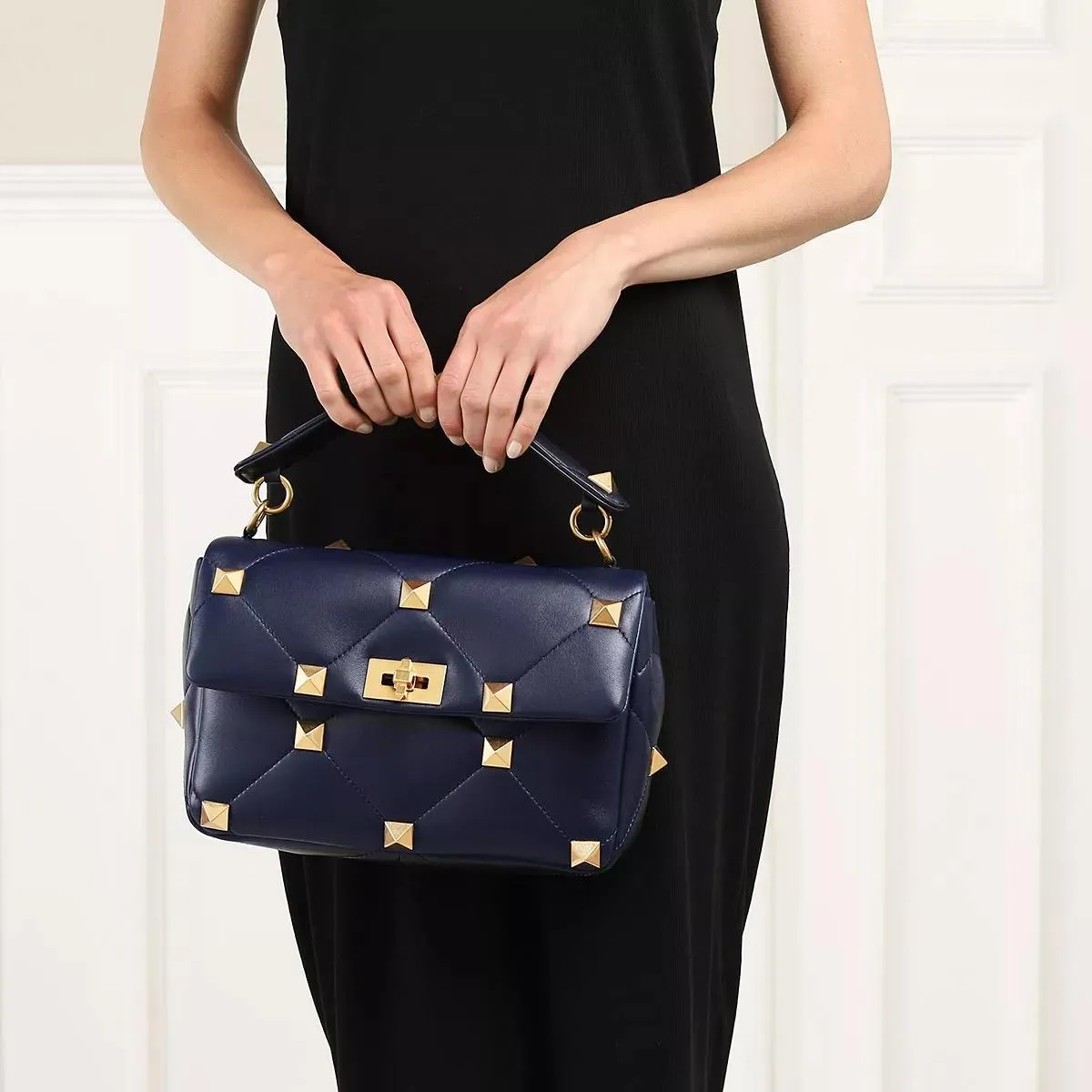   Valentino Garavani  Rockstud Shoulder Bag Leather Navy  Satchel 